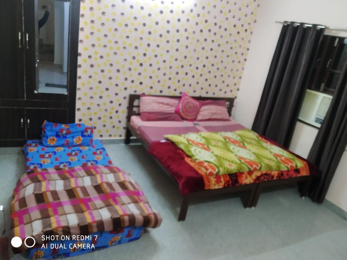 Triple1 Hostel & Homestay Rishīkesh Exterior foto